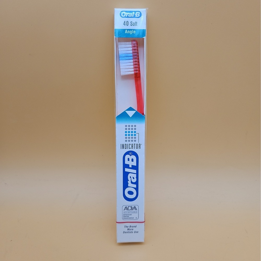 Vintage Oral B 40 Soft Angle Toothbrush 1994 NOS New Pink Color